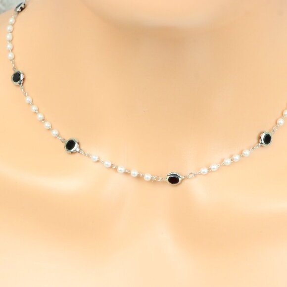 "Minimalist Necklace – Timeless, Elegant Jewelry for Her, MAR091636 - Picture 1 of 10